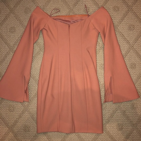 Cinq À Sept ‘Niara’ Pink Off-Shoulder Dress, 4 - Picture 4 of 8